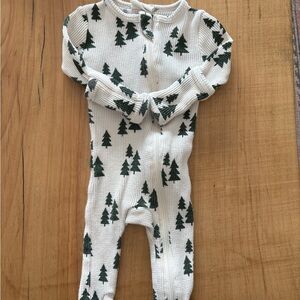 Spearmint Love Onesie